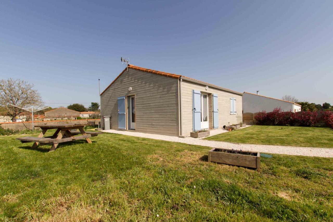 Le Chalet Vendeen Saint-Hilaire-la-Foret Exterior photo